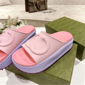 2022 Fashion classic Slippers designer Casual slippers for womens slides pink summer latest thick soled sandals Beach flat Comfortable women novelty slipper