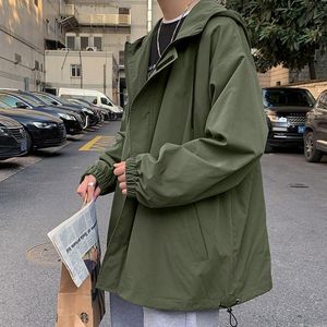 Giubbotti da uomo 2022 coreano moda uomo giacca con cappuccio allentato casual cerniera verde militare nero cappotti 4XL 5XL