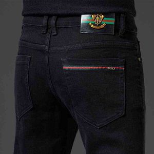 2022 männer Jeans T-Shirts Slim Fit Kleine Füße Herbst Winter Gerade Rohr Reine Schwarz Elastische Koreanische Jungen Jean