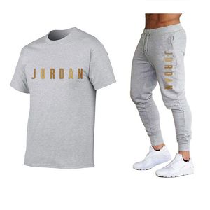 Tute da uomo 2022 Abbigliamento sportivo da uomo nuovo + Pantaloni T-shirt casual da 2 pezzi Dunk Abbigliamento da basket Felpa Tuta di marca in primavera e in estate