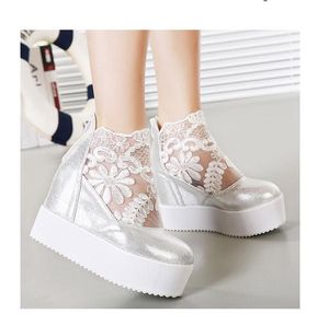 Tasarımcı-Vivi Lena Tatlı Dantel Beyaz Sandalet Yüksek Platformu Kama Sandalet Görünmez Yükseklik Artan Peep Toe Kadın Ayakkabı 2 Renk Boyutu 35