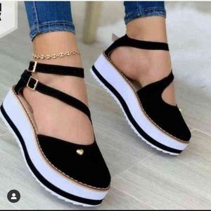 2022Women Platform Wedge Sandals Closed Toe Round Head Womens Shoes Comfort Summer Outdoor Sports Beach Height Increase Sneakers Y220421