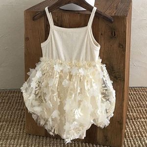 Rompers Elegant Princess Girls Romper Dress Summer Sweet Petal Embroidery Strap For Toddler Clothing Infant Party Costumes