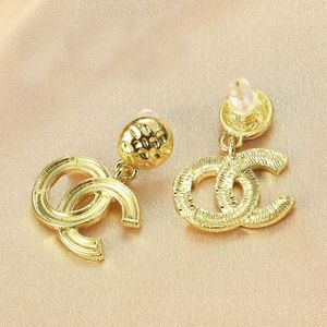 Sweet Retro 18K Gold Plated Luxury Brand Designers Double Letters Stud Clip Chain Geometric Famous Women 925 Silver Eardrop Earring Wedding Party Jewerlry