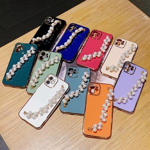 Luxury phone cases iPhone 11 12 13 Pro max 7 plus XS XR pearl bracelet electroplated protective case 11pro 8plus creative net celebrity female 12Pro soft case