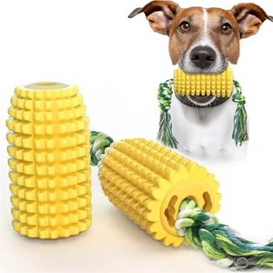 犬のおもちゃを噛むペットのおもちゃのコーンコブとロープ犬を抱きしめているモルトゥースクリーニング歯ブラシインタラクティブペット製品