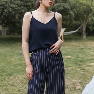 DUSHU Casual Streetwear Women Cami Tops Sexy V Neck Summer Black Tank White Elegant Sleeveless Cute Ladies Clothes 220325