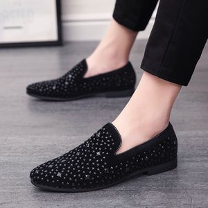 Party Loafer Men Suede Strass Strass Shiny Trend Personalizzato Pelle Cuoio Designer Hair Stylist Nightclub Casual Zapatos de Hombre