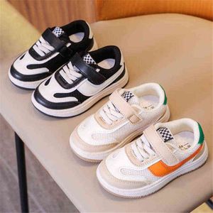 2022 New Girls Boys Mesh Low Top Top Topable Sneakers Fashion Soft Sole Non-Slip Disual Shoes Spring Baby Flat Toddler Shoes21-30 G220517
