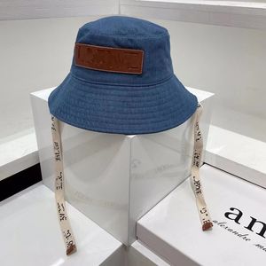 SS Nuovi cappelli da secchio 2023 Desinge Cappelli a secchio Luxury Cappelli a bordo Lettera di colore solido Sunhats Fashion Trend Buckethats Temperament