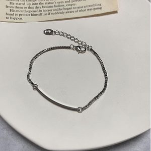 2022 Fashion Retro Simple Design Catena a maglie Placcato in platino Gioielli da donna Bracciale Sorella Party Invio di regali Non sbiadito Personalità versatile Studenti