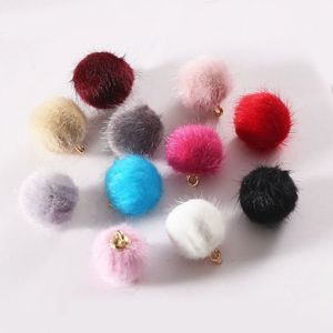 1.6 cm de imitação pequena e redonda de pêlo de pêlo de pêlo artesanal pom pom charme briol para encontrar jóias DIY Fazendo mulheres de colar de teclado pendente acessórios