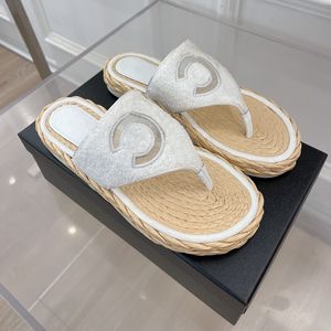 22SS Białe Kobiety Buty Designer Fisherman's Słomiane kapcie Luksusowe Moda Ręcznik Górna Kożuch Pad Mieszkania Flip Flops Hemp Lina Dolne Buty