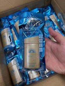 Sol Y Crema al por mayor-Marca Perfect Sun Cream Protection Lotion ml de leche para el cuidado de la piel