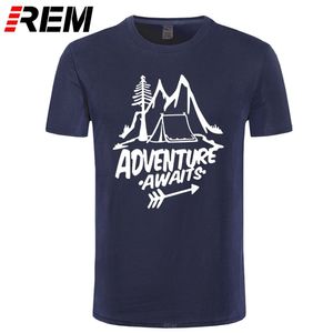 REM Äventyr väntar Letter T shirt Resor Pine Tree Mountains Tälttryck Toppkvalitet Pure Bomull Unisex