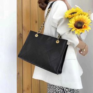 Women Fashion Bags Handbags Famous Designer Clutch Bags Luxury Hot Tote Bag Big Vegetables Package rTemperament Costly Cosmo Lady High Quality Leathe Goat Skin 34cm