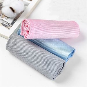 1Pcs Kitchen Microfiber Cleaning Towel No Trace Absorbable 3 Colors Soft No Lint Home Window Car Rag Cleaning Cloth Wipe Glass 220727