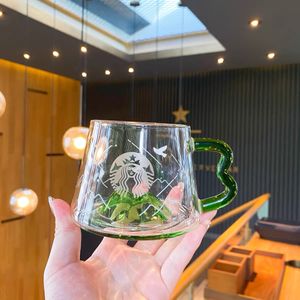 Das neueste 12 -Unzen -Becher Starbucks Glass, Sommerpsychedelic Forest Green Milk Cup Coffee Tassen unterstützt individuelles Logo