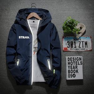 Running Jackor 2022 Vattentät Reflekterande Mens Windbreaker Sommar Suncreen Ytterkläder Sport Utbildning Gym Spår Jacka Man Sweathirts