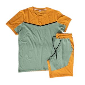 Męskie koszulki i szorty projektantów dresów sportowych Mężczyzn Casual Set Urządzenie dwuczęściowe garnitury do joggingu