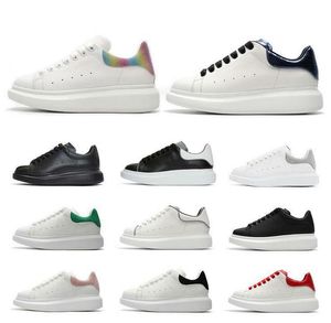 Tasarımcı Sıradan Ayakkabı Platformu Üçlü Spor Sneaker Siyah Süet Beyaz Deri Pembe Kırmızı Bej Yeşil Ayakkabı Moda Açık