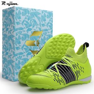 Scarpe da calcio all'aperto Uomini blu futsal volante intrecciato stivali da calcio traspirante che vendono sneaker TFFG di alta qualità 220607