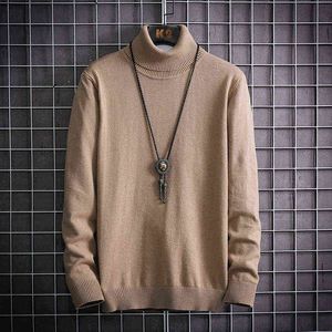 Mężczyźni w stylu koreańskim kołnierz wysokim kołnierzem długie rękawie Sweter Mężczyźni Fall and Winter Slim Fit Sweter Dress Up L220730