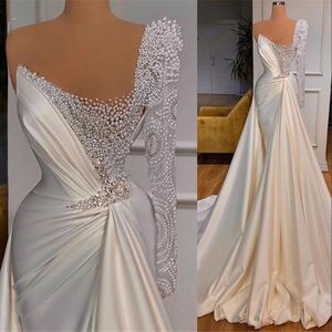 2022 Sexy Luxury White Mermaid Wedding Dresses Illusion Pearls Beadings One Shoulder Satin Long Sleeve Plus Size Bridal Gowns vestidos de novia