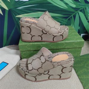 Kobiety mężczyzn Summer Kapcieczki dama ławki buty stylowe wygodne drukowanie gęste dolne nachylenie pięty podwójne przycisk zużycia bez poślizgu wszechstronne sandały G70303