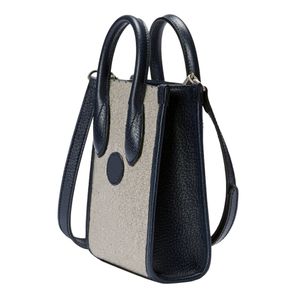 2022 Роскошная дизайнерская сумка сумка сумка высокое качество моды Crossbody или One One Buashs 2 размера большая емкость сумки для покупок кошельки рюкзак для мужчин и женщин