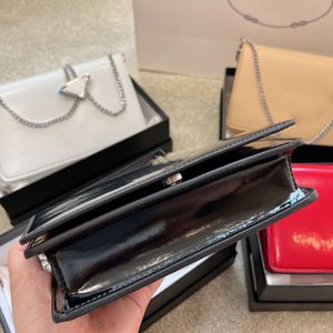 Designer P Glossy Chain Bag Leather Crossbody Clutch Flap Handbag Italian Wallet Ladies Girl Luxury One Shoulder Crossbody Backpack