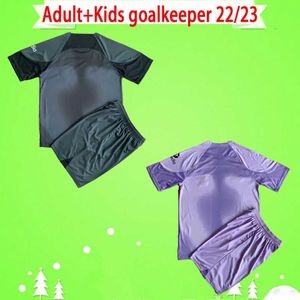 Kit de adultos e crianças The Reds Soccer Jerseys Boys Sets 2022 2023 goleiro Alexander-Arnold Henderson Mens Suit de futebol Jersey 22 23 Fabinho