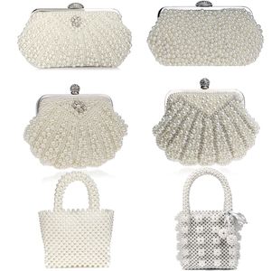 Sekusa Mariage perlé Sacs de soirée Bridal Hollow Fashion Femmes Embrayage Perle Diamants Handbags Shell Design For Party Diner Purse 220623