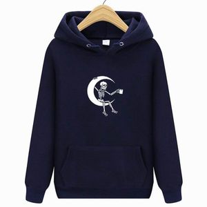 Kvinnors hoodies tröjor huvtröja damer män harajuku kawaii kläder länge ärm lös fleece estetiska kläder skalle rack tryck samla