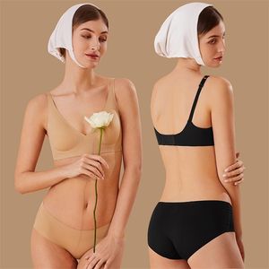 Finetoo S-XL Women Seamless Bra Set Wireless Brassieres Push Up Intimates Soft Bra Sexig femme Lingerie Women's Underwear Set 220513