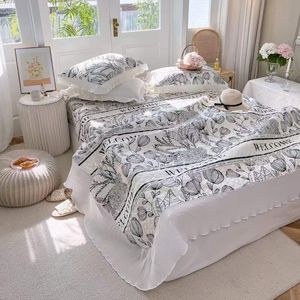 100 cotton Top Quailty Beautiful White Girls Lace Princess Quilts & sets Hot selling quilted thick cotton throw 3pcs sheet and pillowcases