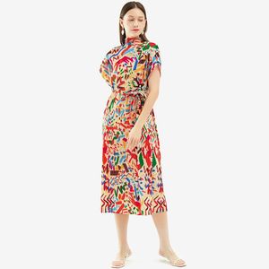 Party Dresses Miyake Graffiti Print Mid-length Dress Lace Up Elastic Waist Stand-neck Pleated Skirt 2022 Summer Women's Clothing 5802Par