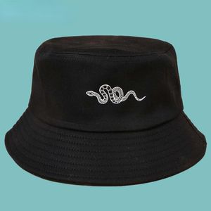 Berets snake haft haft składany kubełko kapelusz kobiety letnia plaża przeciwsłoneczna polowanie na polowanie unisex wiosenna czapka street hip hop panama manberets