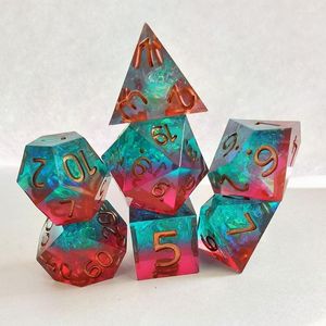 Inne 7pc/zestaw ręcznie robiony kolorowy zestaw kostki na krawędzi Piękny D20 Polyhedral Digital dla DND RPG COC Board Table Games Prezent Edwi22