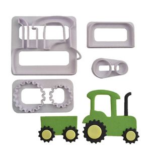 Crianças Baking Tractor Cookie Fudge Cutter Molde Cartoon Home Cozinha Ferramentas de Carimbo de Impressão de Biscoito 3D Pressionando Fondant 220815