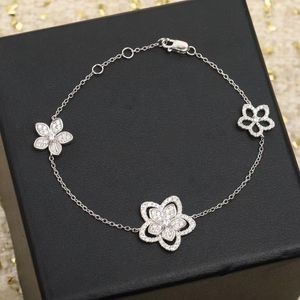 Charm Bracelets High Qulity Classic Europe 2022 Trend Brand Jewelry For Women Cherry Blossoms Design Summer Flower Gifts GirlsCharm