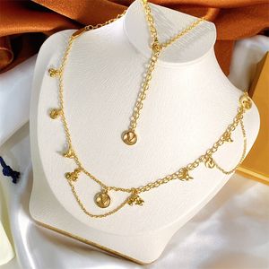 Halsketten mit Buchstabenanhänger im westlichen Stil, Quastenzubehör, elegante Halskette, Persönlichkeit, trendige Multi-Element-Halsketten