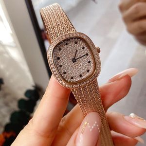 Business-Damen-Modeuhr, Quarzwerk, silbernes Armband, Diamant-Zifferblatt, einzigartige Uhren im Vintage-Stil, Geschenk für Frauen, Orologio di Lusso