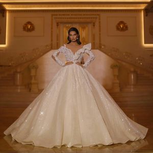 Sparkly Ball Gown 2022 Wedding Dresses Sheer Neck Long Sleeve Bridal Gowns Lace Appliques Wedding Dress