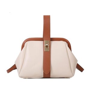 Mulheres Messenger Bag Moda Beijo Bloqueio Ombro Crossbody Bags Feminino Clip Bag Bolsas De Couro Bolsas De Couro Noite Carteiras de Embreagem