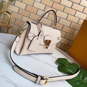 High-quality Fashion Brand Handbag Ladies Shoulder Bag 2022 Chain Designer High Quality Brown Genuine Leather Messenger 03