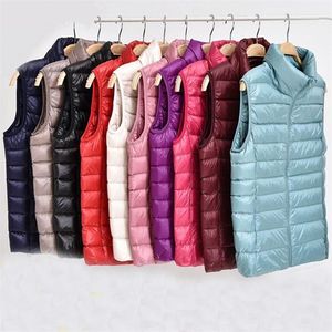 Autumn Winter Women Ultra Light Down Vest White Duck Down Coat Parka damer ärmlös Waistcoat plus storlek 4xl 220801