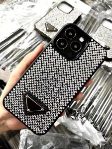 Luksusowe losy telefoniczne dla iPhone 15 Pro Max I 14 12 11 14promax 13 14pro projektant mody Bling Sparkling Rhinestone Diamond Jeweld 3D Crystal Women Cover