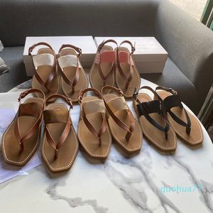 Summer Sandals Fashion Embroidered Letter Flip Flops Flat Heel Designer Gladiator Sandal Beach Slides Slippers 2022