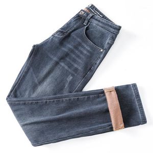 Jeans masculinos 2022 homens de inverno com lã magro estiramento reto azul mais calças de veludo calças denim aquecedor engrossar preto para o homem